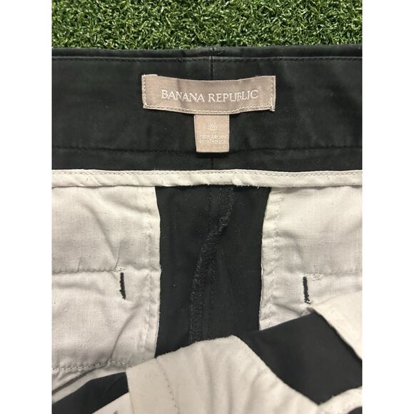 BANANA REPUBLIC PLEAT FRONT SHORTS SIZE 6 BLACK - Picture 2 of 3